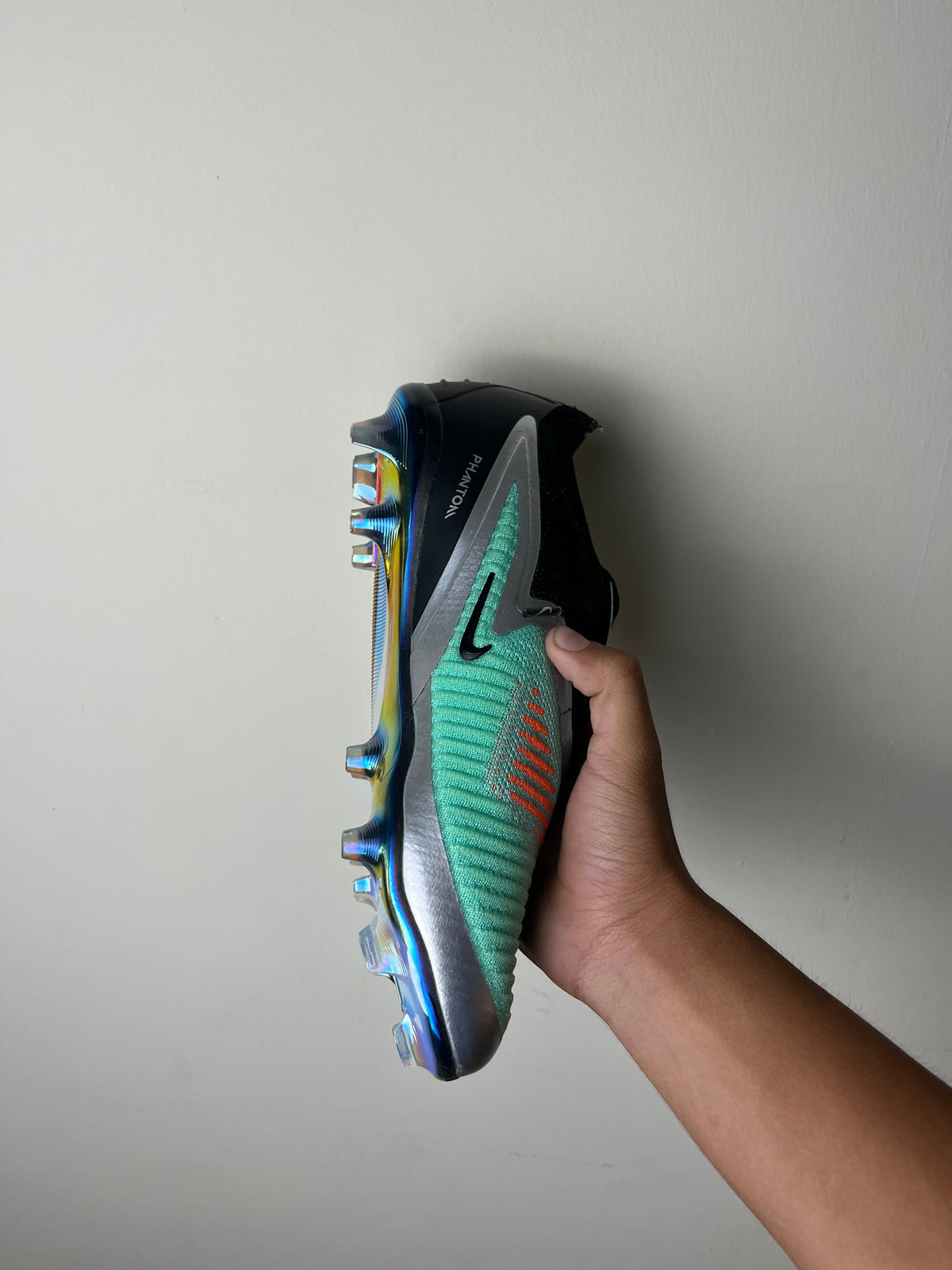 Nike Phantom 6 Low Cromo (Stock)