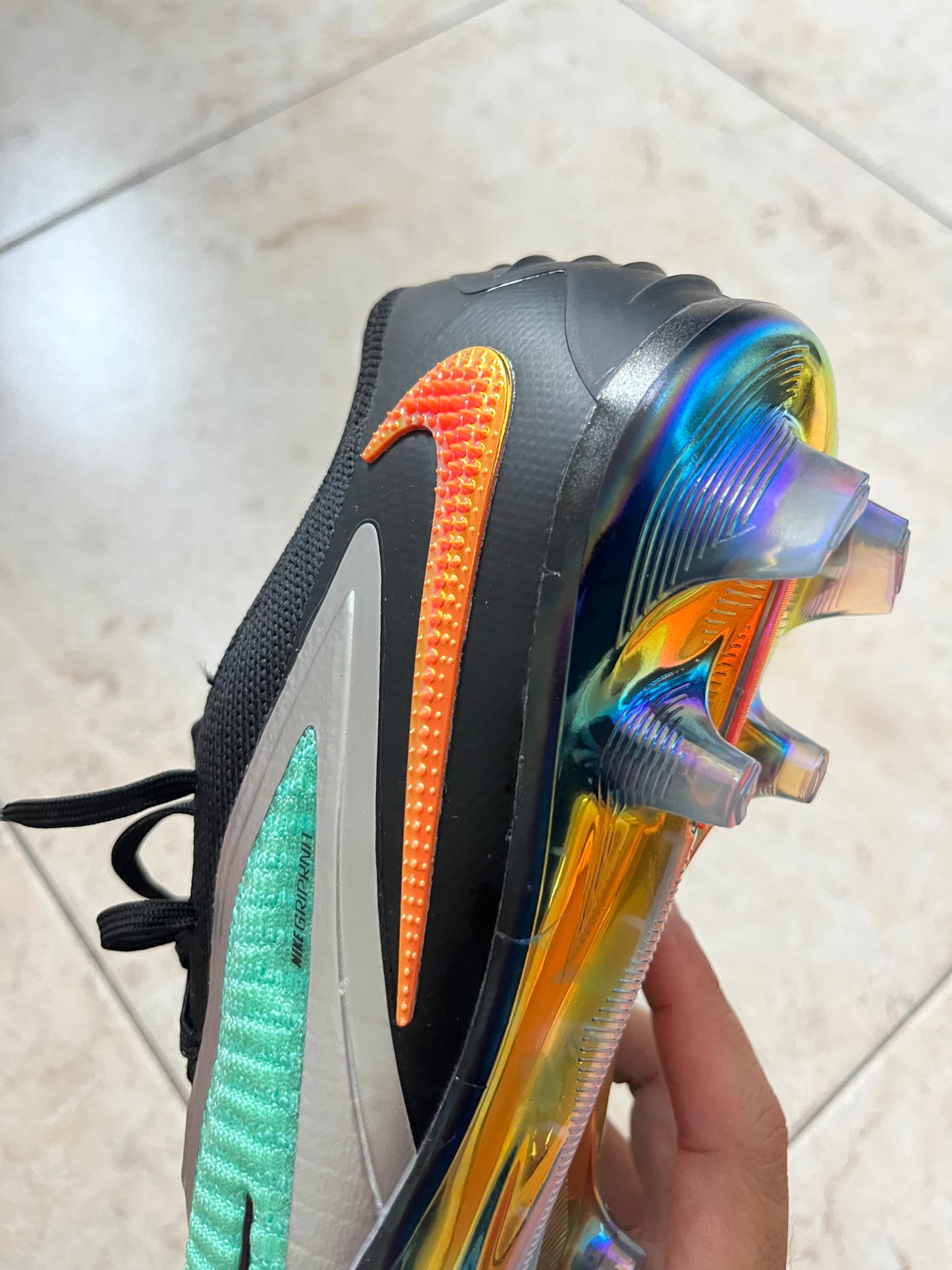 Nike Phantom 6 Low Cromo (Stock)