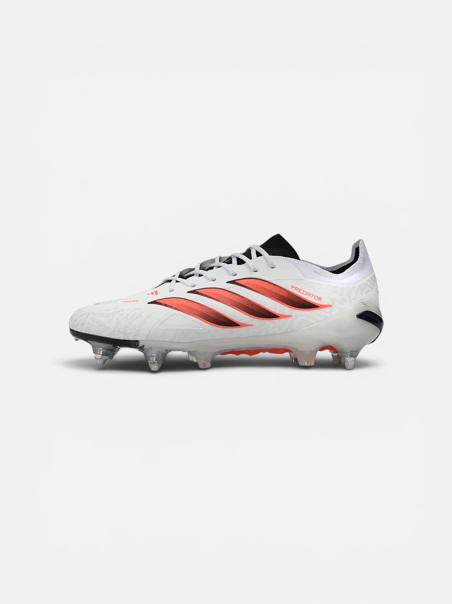 Adidas Predator Chaos vs Control