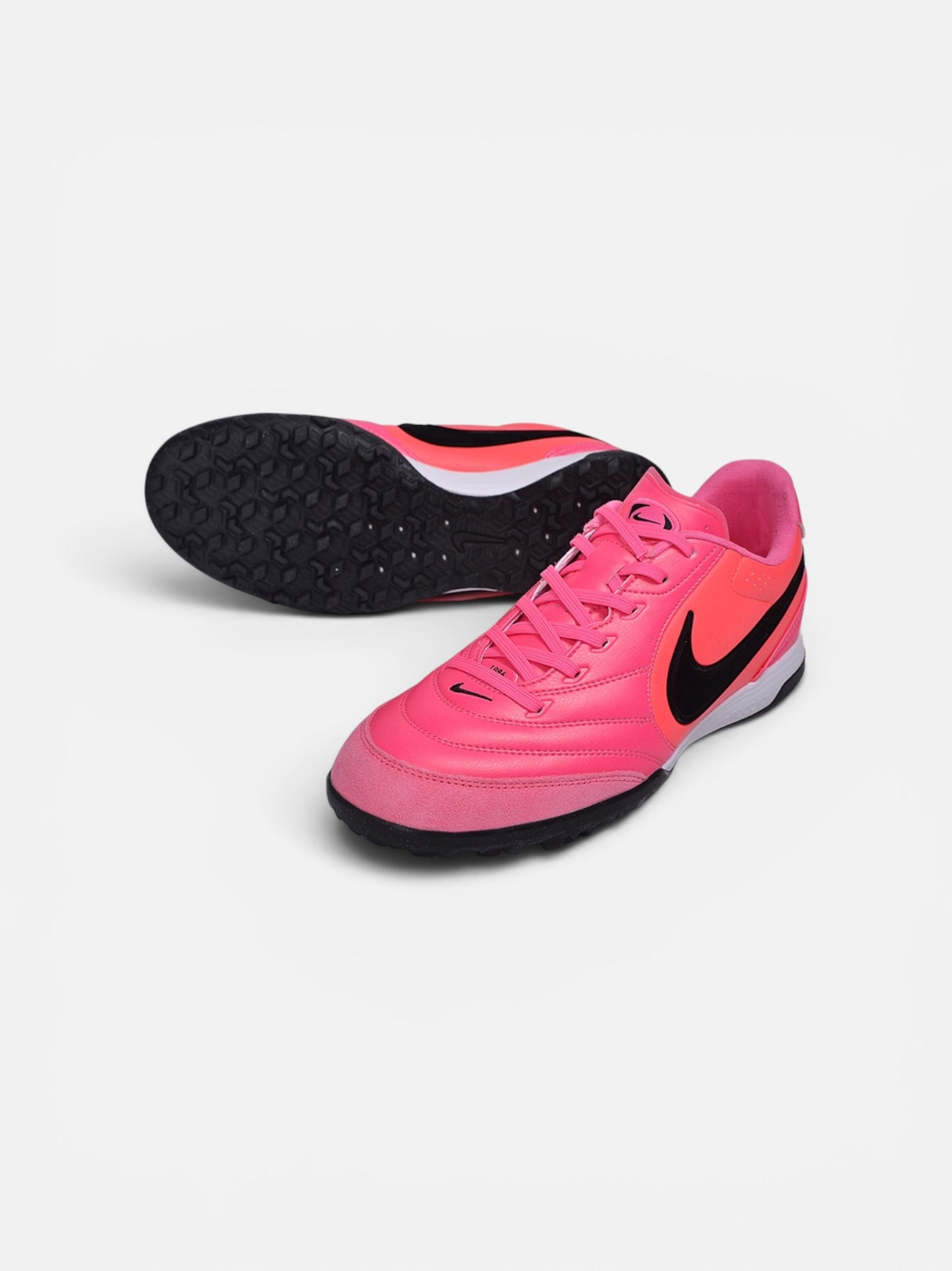 Nike Tiempo Ligera Breakout