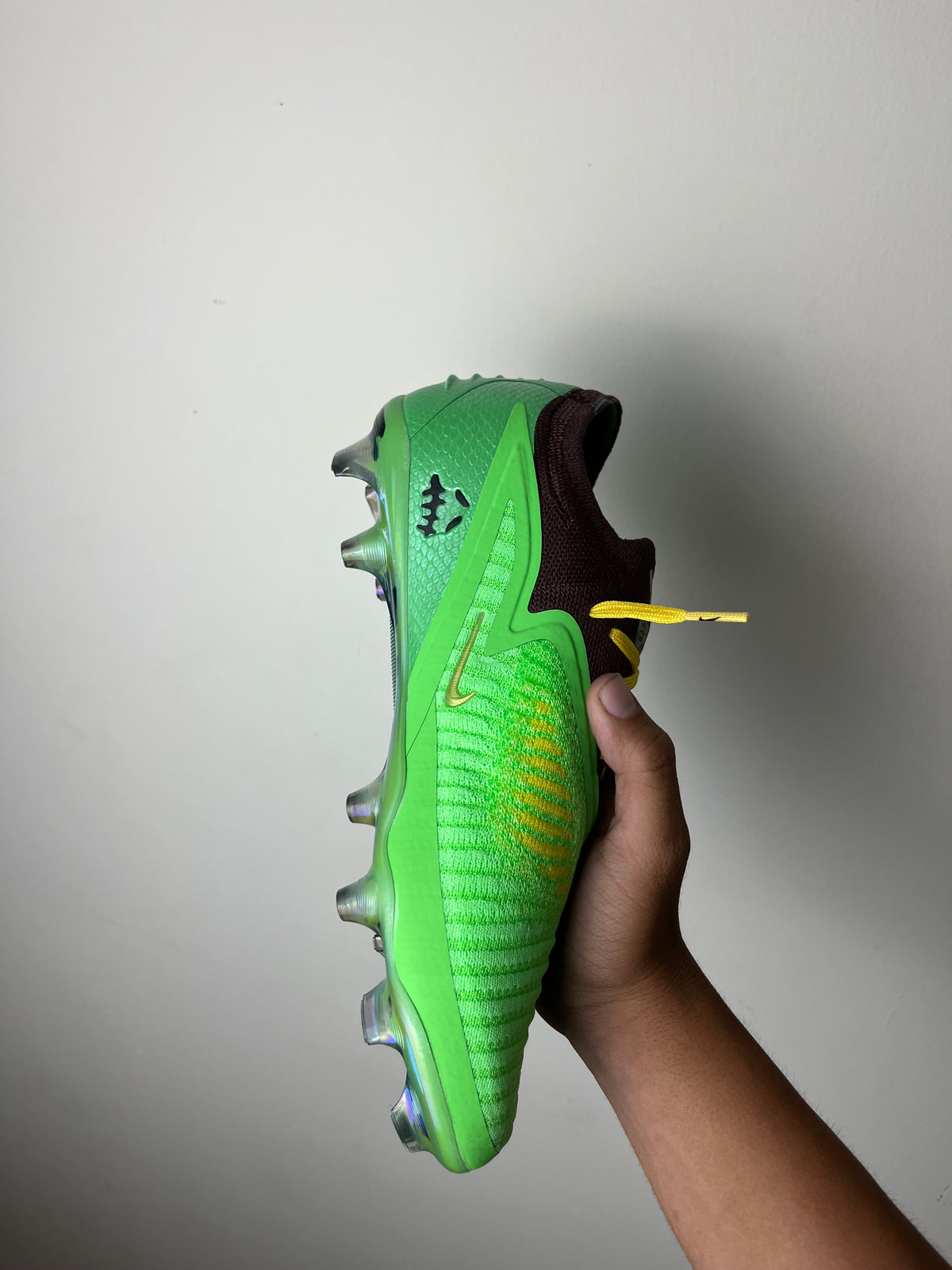 Nike Phantom 6 Low Travis Scott (stock)
