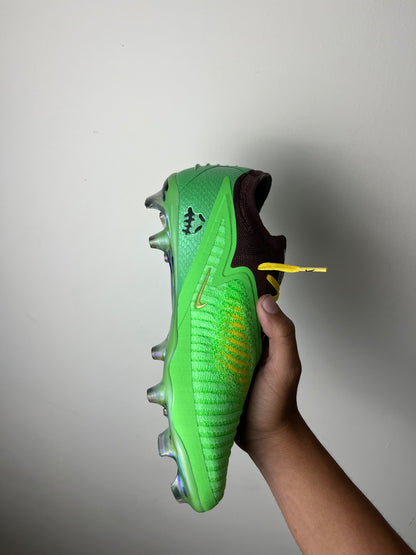 Nike Phantom 6 Low Travis Scott (stock)