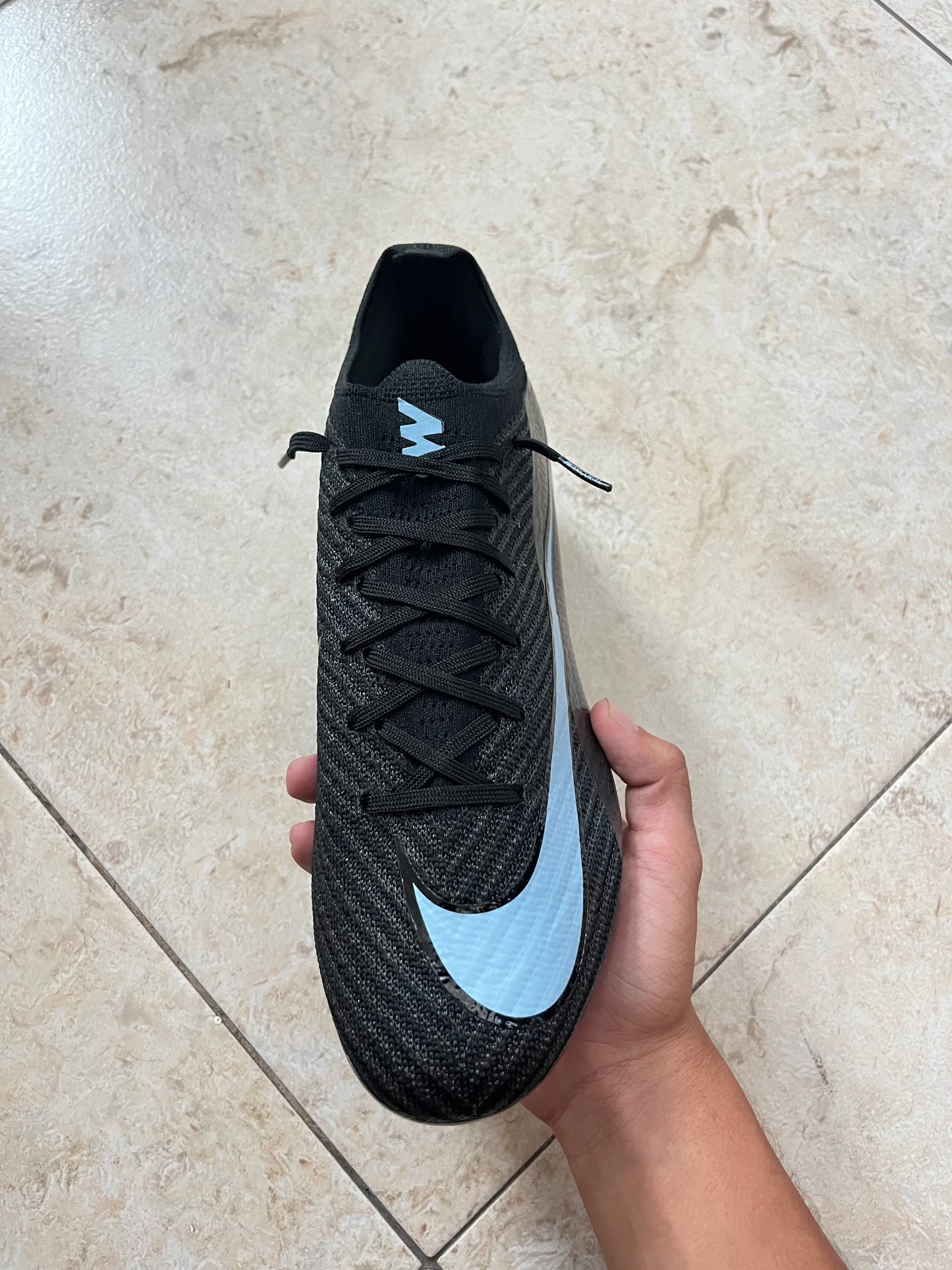 Nike Vapor 16 (Stock)