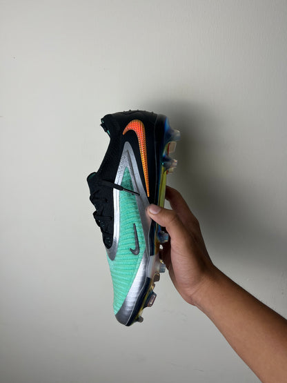 Nike Phantom 6 Low Cromo (Stock)