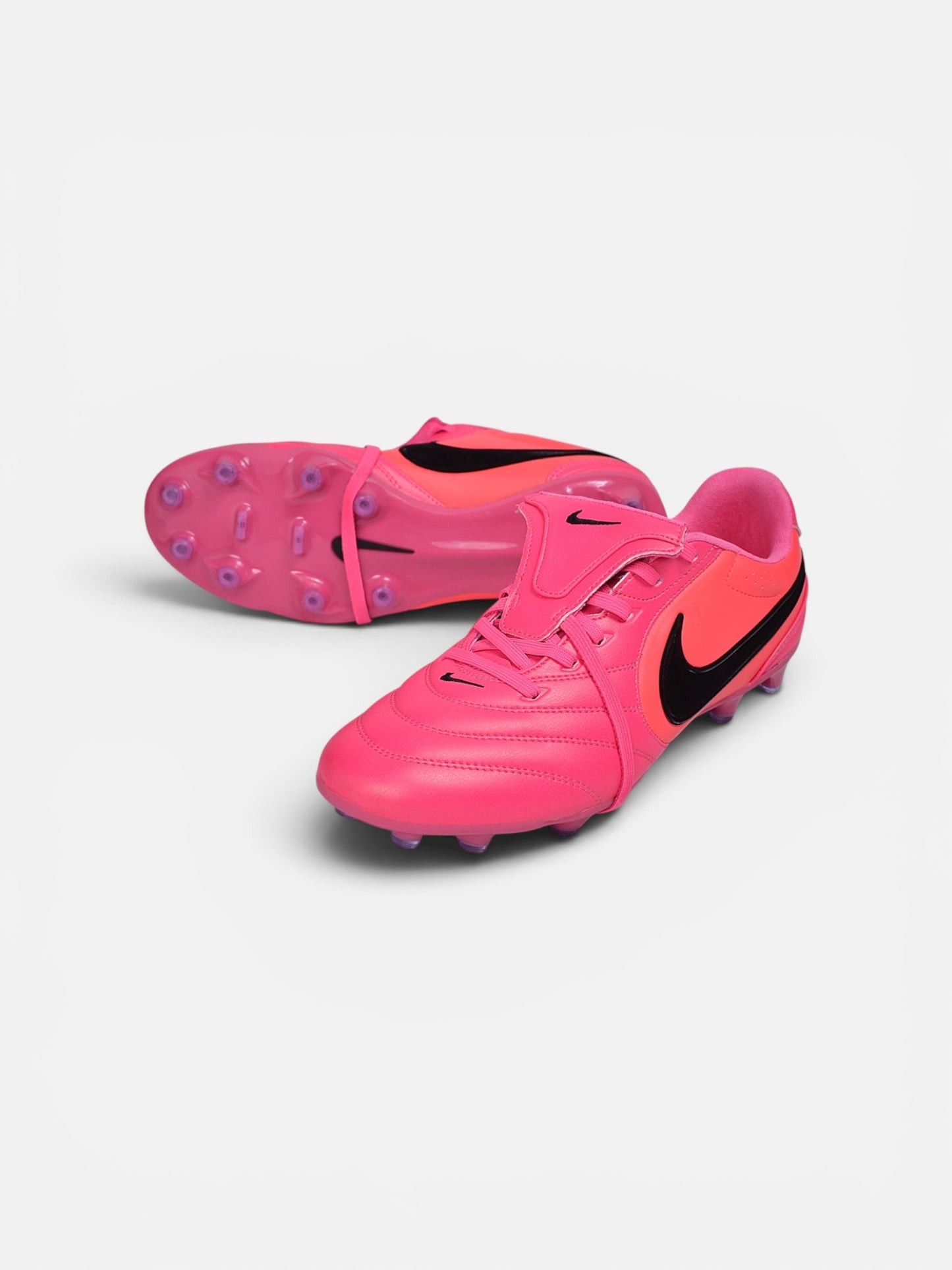 Nike Tiempo Ligera Breakout