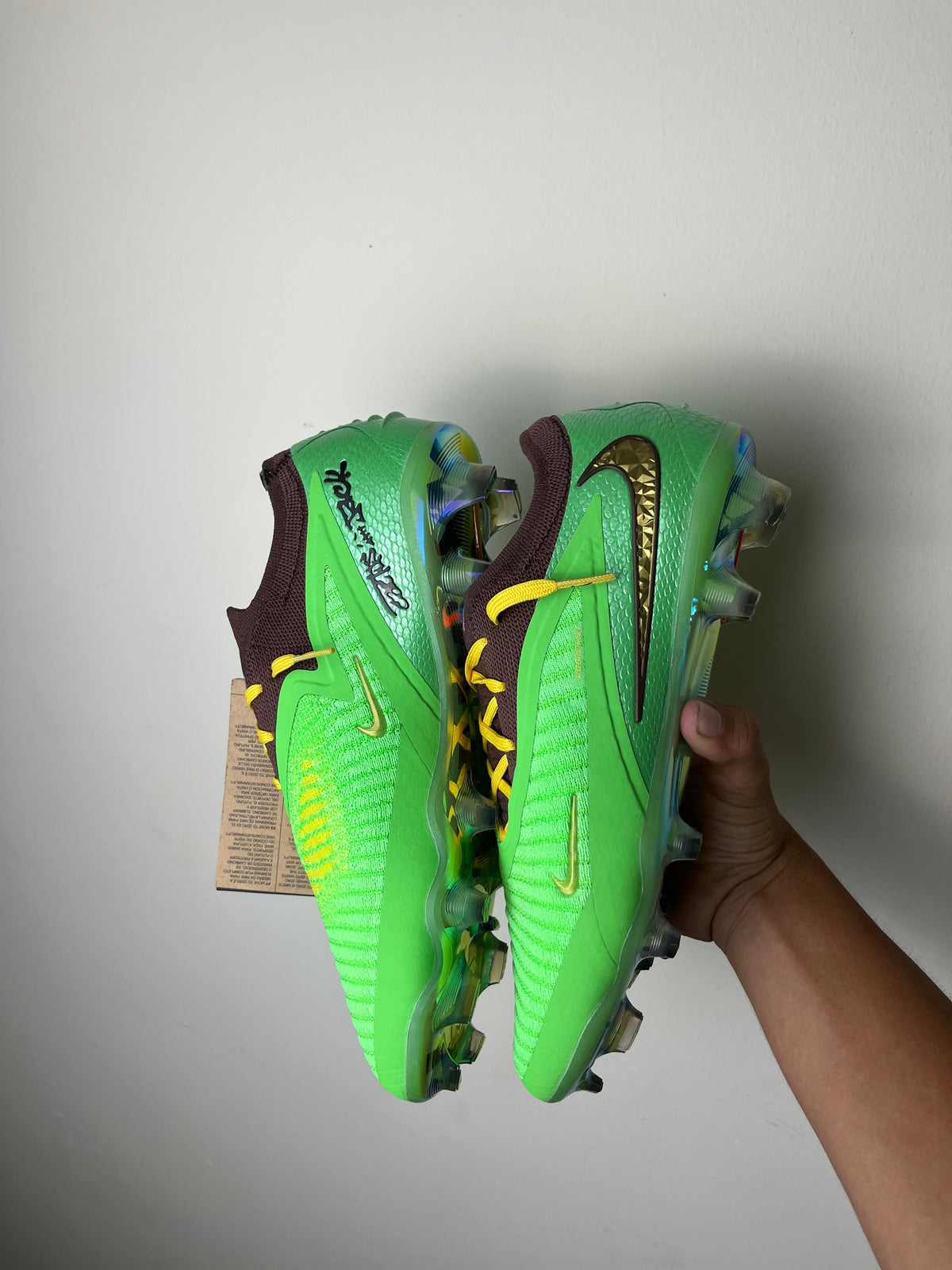 Nike Phantom 6 Low Travis Scott (stock)